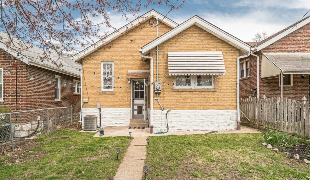 5464 Pernod Avenue - D Wellington - WC (49 of 50)