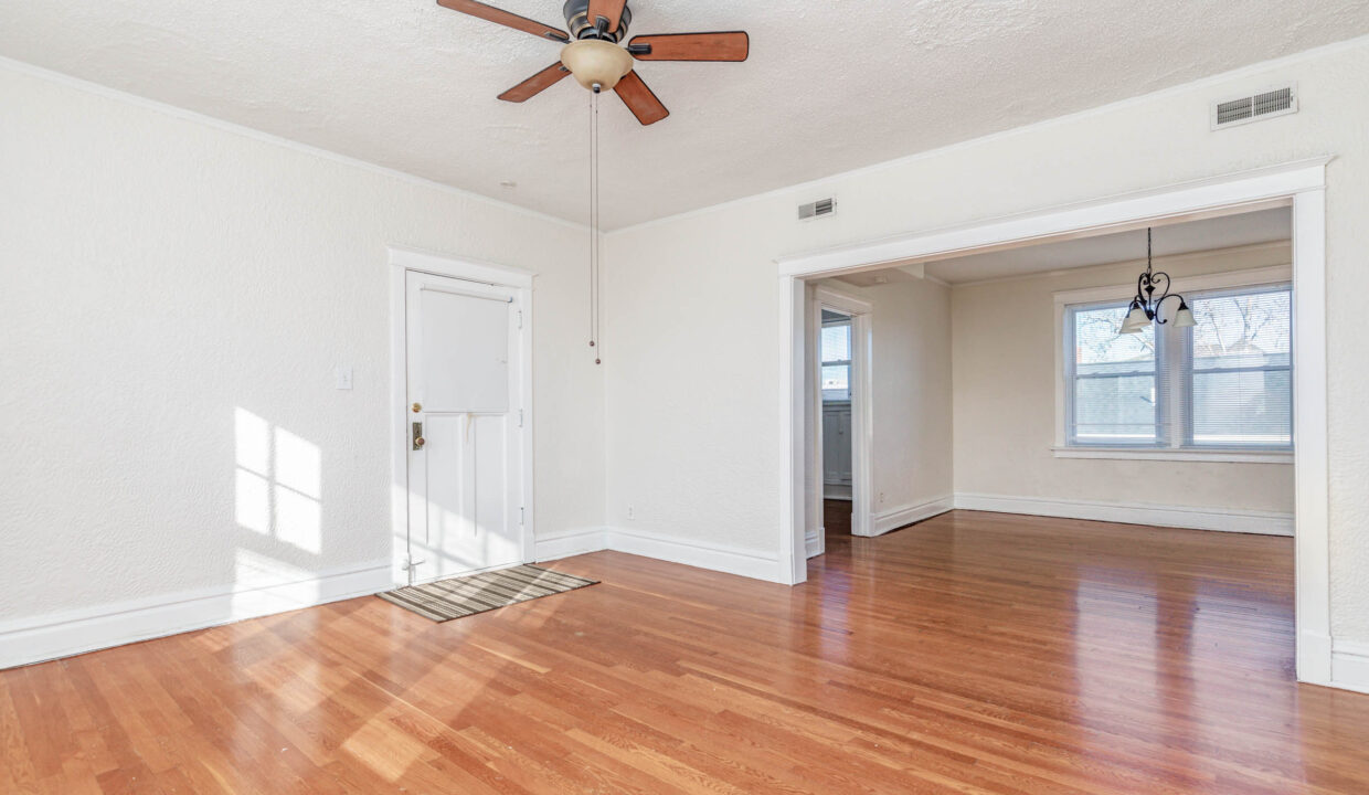1107 3E Bellevie Ave-7