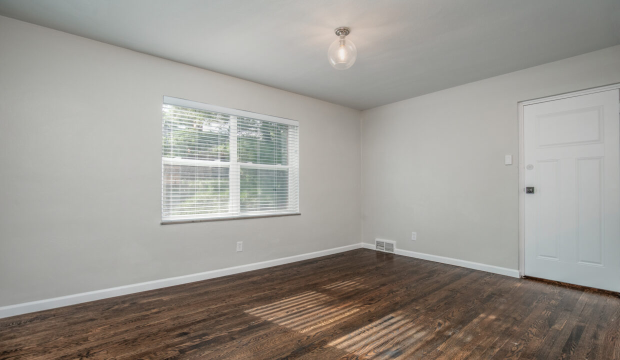 5842 Sunshine Dr (1 bed unit)-10