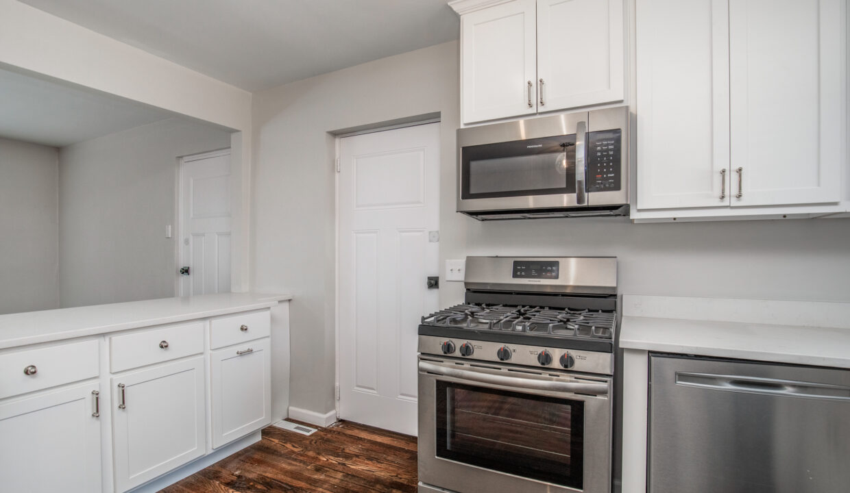 5842 Sunshine Dr (1 bed unit)-13