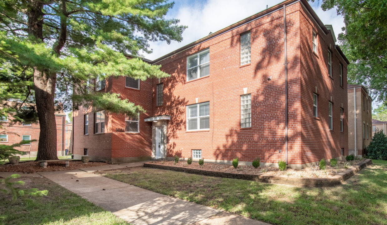 5842 Sunshine Dr (1 bed unit)-2