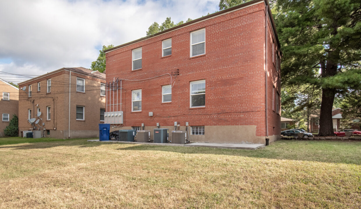 5842 Sunshine Dr (1 bed unit)-3