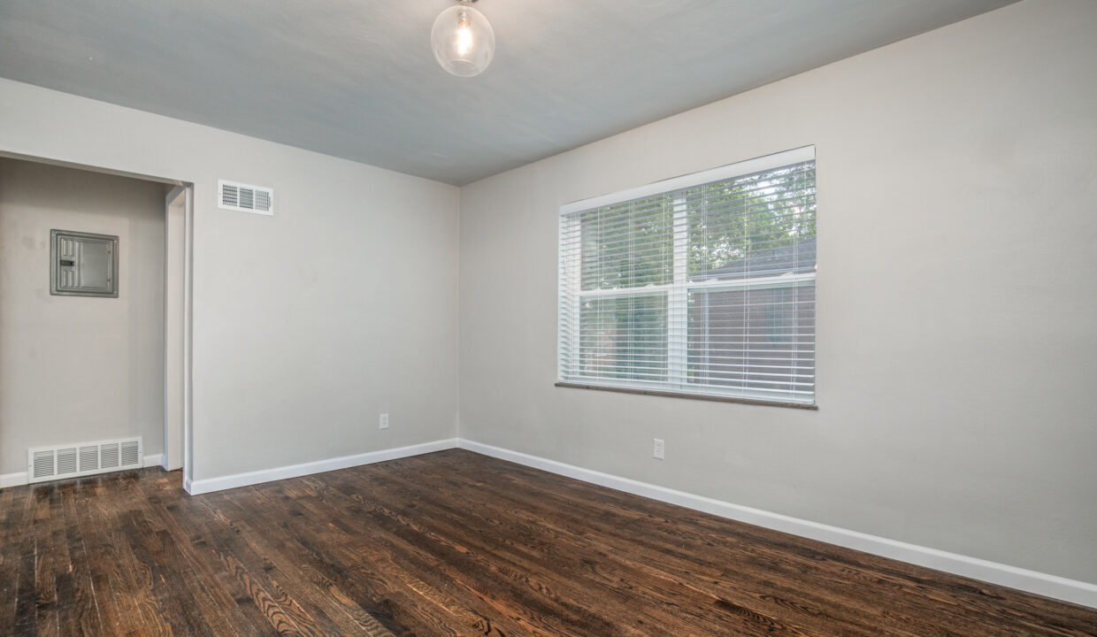 5842 Sunshine Dr (1 bed unit)-7