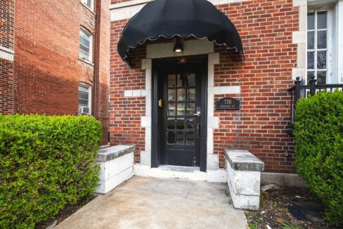 738 Kingsland Ave