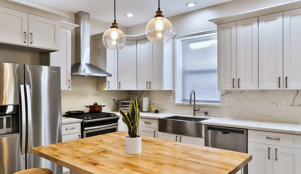 09 - Kitchen butcher block