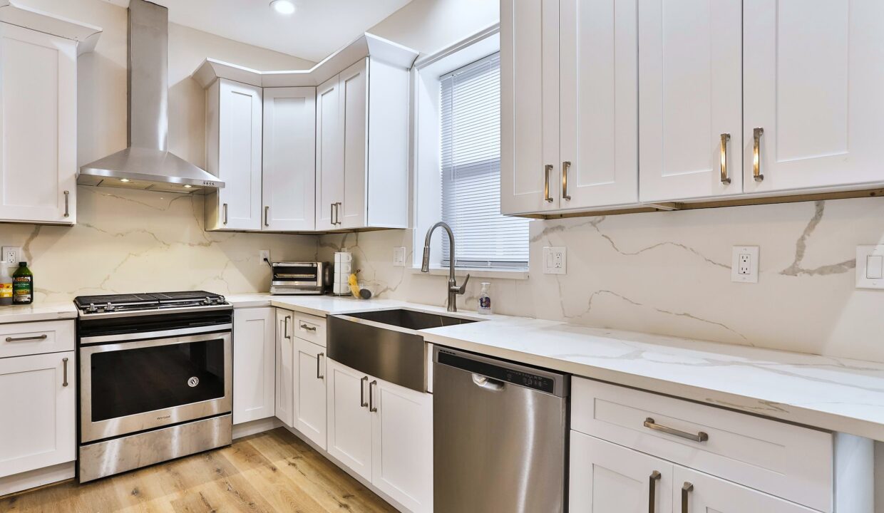 10 - Kitchen range and sink