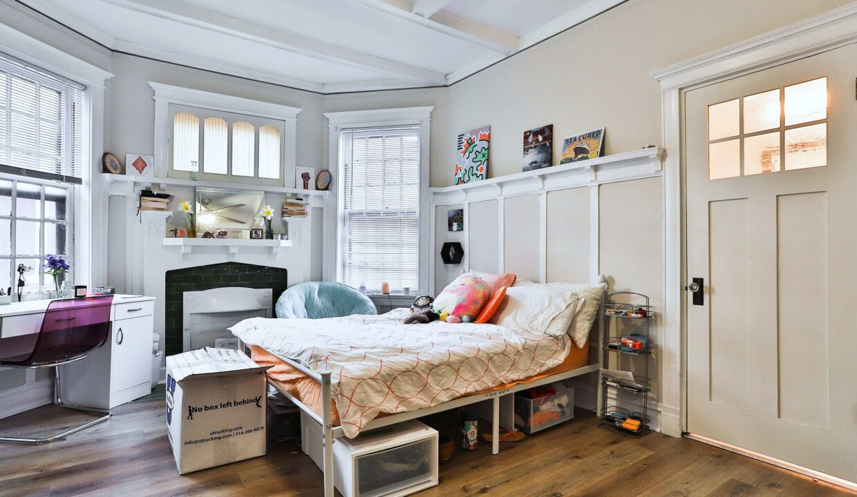 17 - Bedroom 3